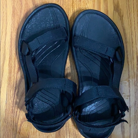 EUC Teva Sandals - Picture 4 of 8